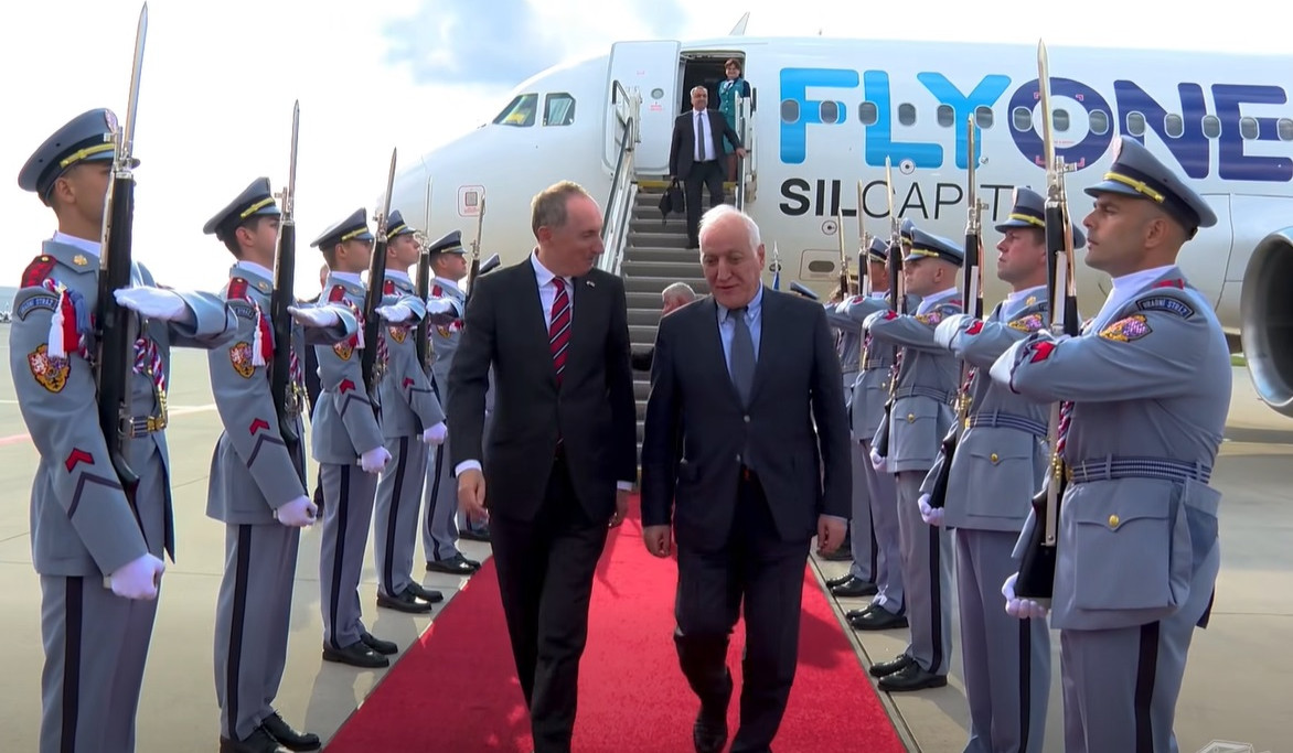 Vahagn Khachaturyan arrived in Prague on an official visit