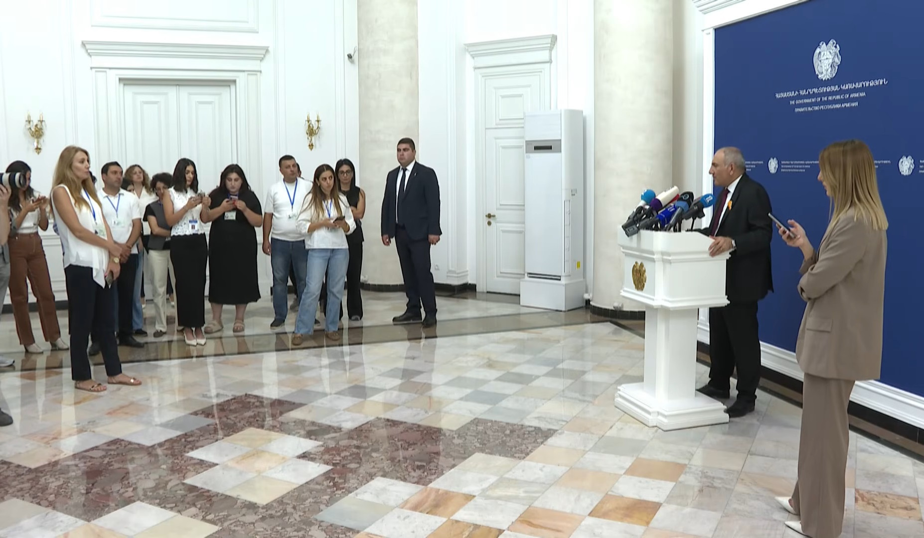 Armenia cannot be forced to hold a referendum, Pashinyan on EAEU-EU choice