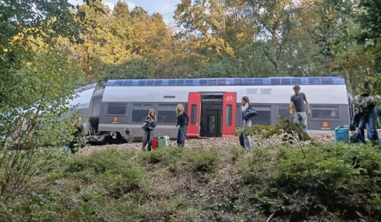 44 people were injured after a passenger train derailed in northern France