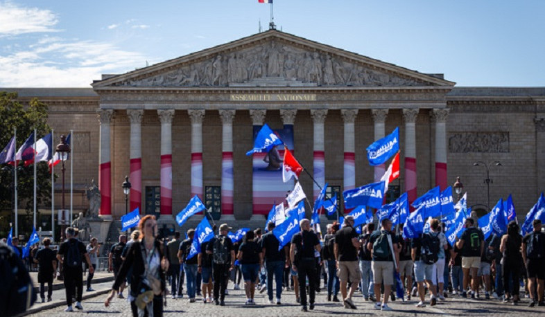 French police take to streets in mass protest over pay, staffing and resources