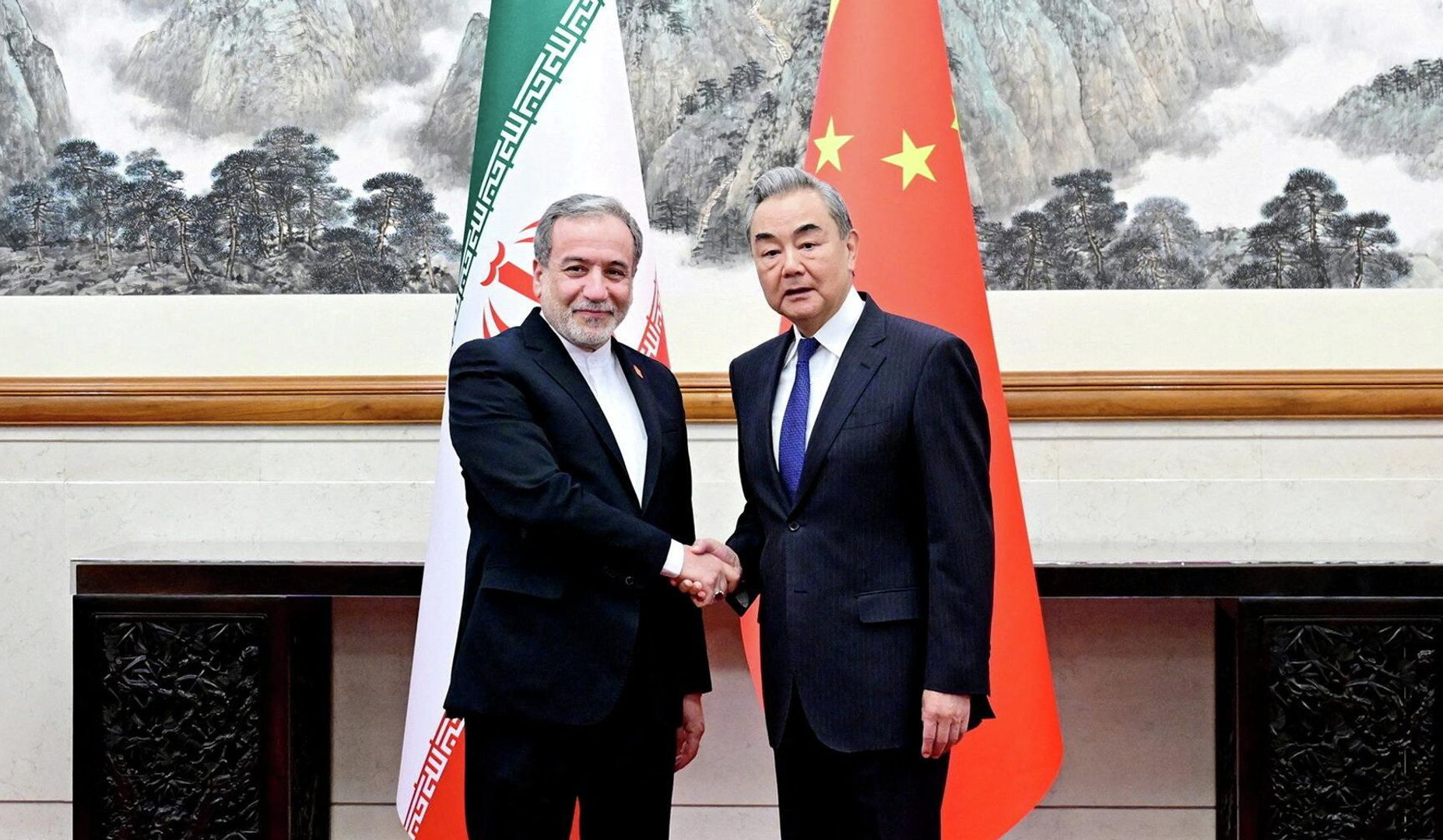 China encourages Iran, U.S. to return to Islamabad MoU: top diplomat