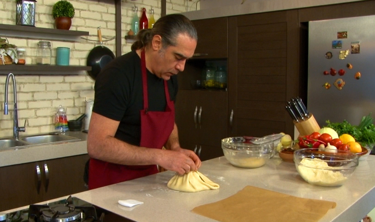 Let's Cook Together: Round Gata
