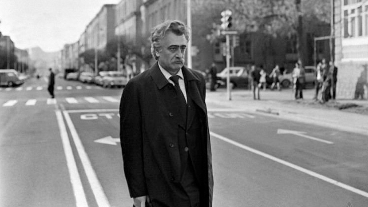 Frunze Dovlatyan: Director, Actor, Screenwriter