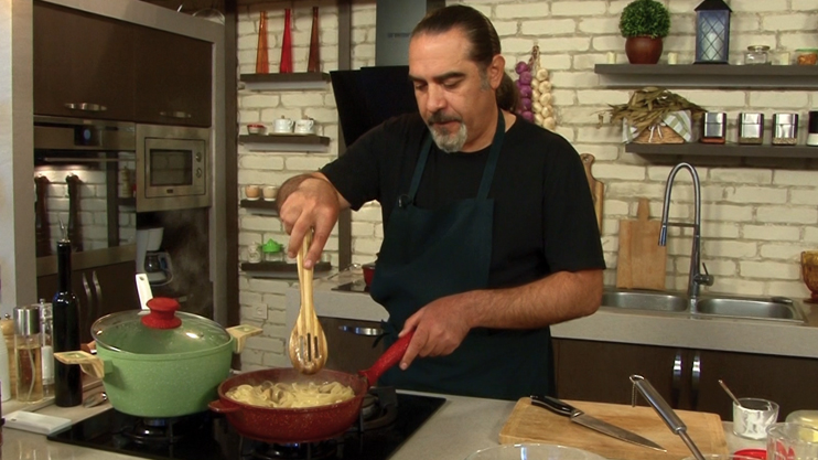 Let's Cook Together: Beef-Stroganoff in Italian Style