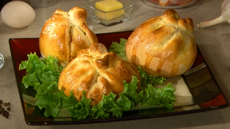 Let's Cook Together: Stuffed Chicken Legs in Bundles