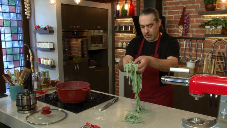 Let's Cook Together: Spinach Pasta