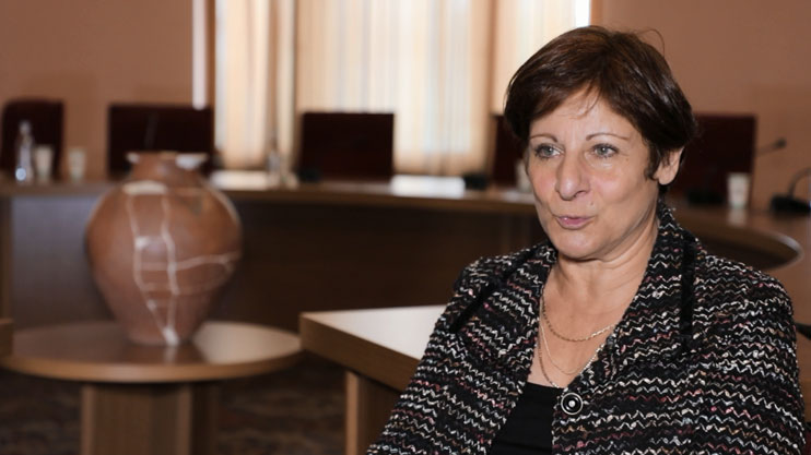 Ours: Anahit Tonapetyan