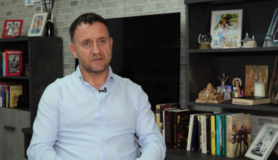 Ours: Gevorg Tovmasyan